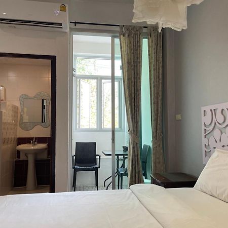 Nawaporn Place Phuket Exterior foto