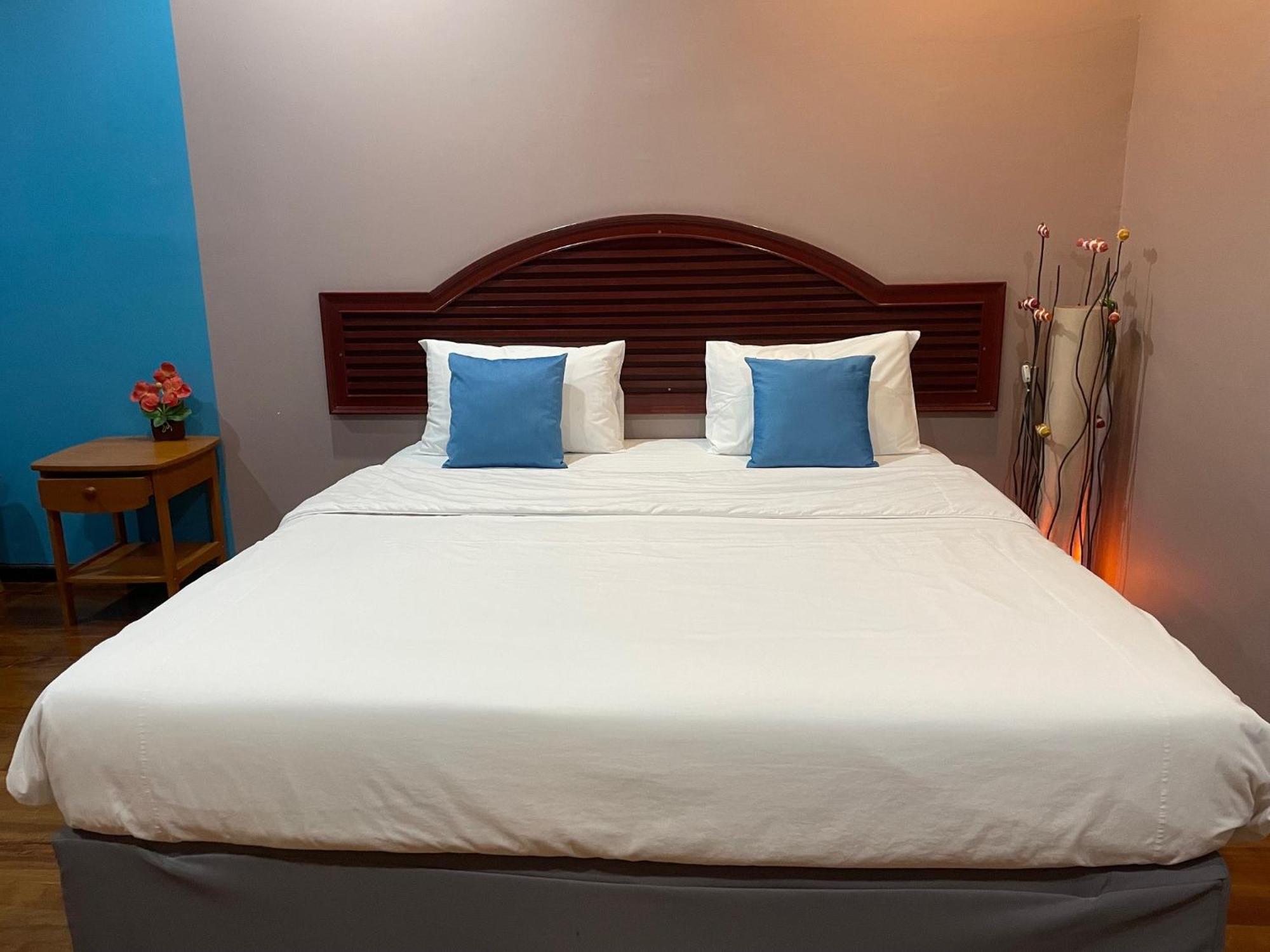 Nawaporn Place Phuket Exterior foto